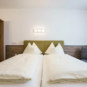 Hotel Drei Kreuz, Salisburgo